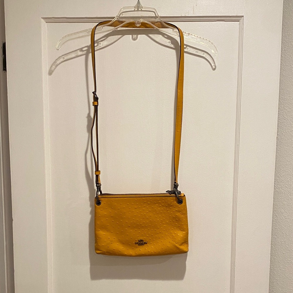 Authentic Coach Small “Ostrich” Crossbody Bag Mustard Quiet Luxury Designer - Picture 2 of 14